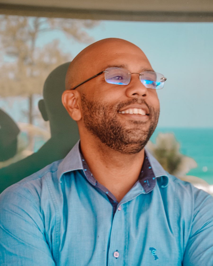 Julio Silva, fundador da Bear Log Consultoria